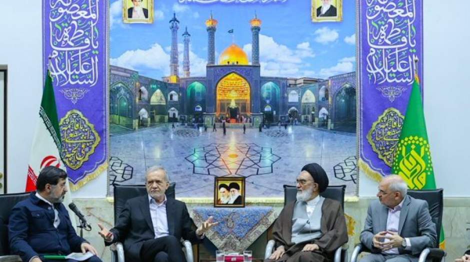 پزشکیان: تمامی ادارات باید به پنل‌های خورشیدی مجهز شوند